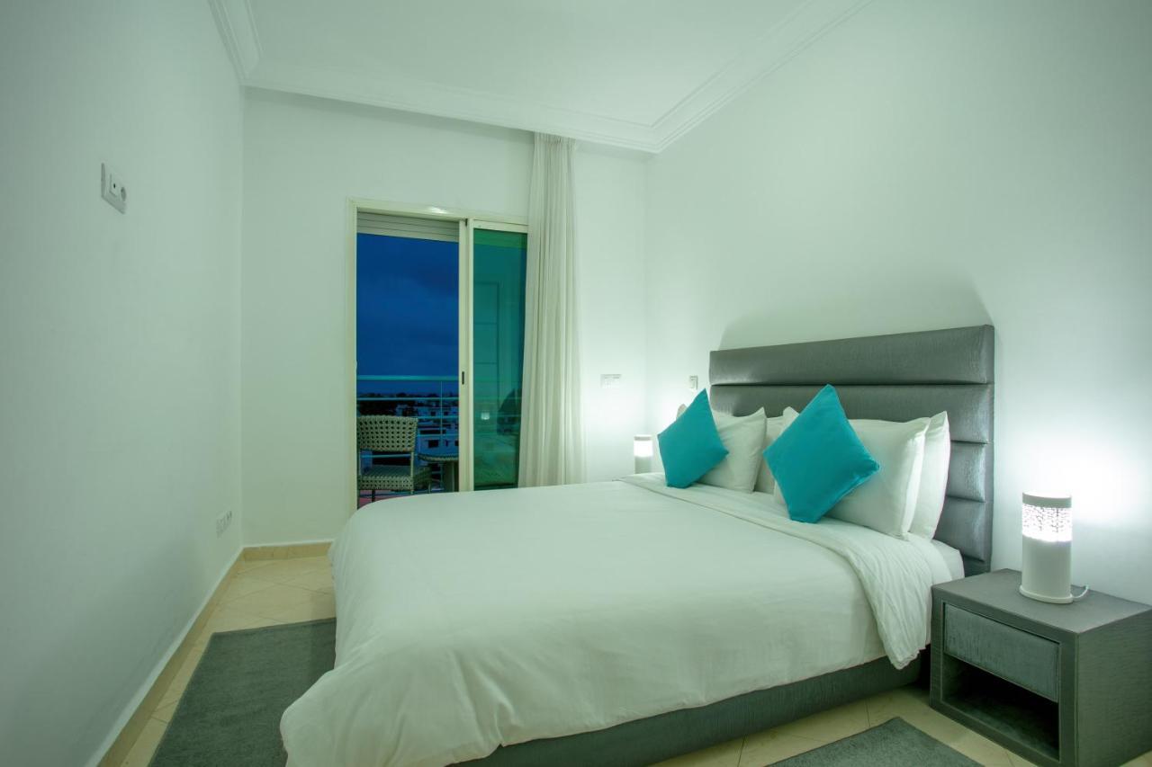 Riviera Beach Cabo Negro By 7Av Hotels Bagian luar foto